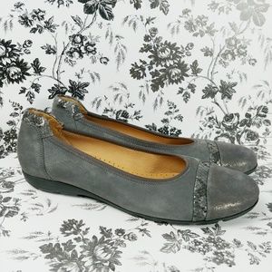 Gabor gray suede and snakeskin trim flats sz 8.5